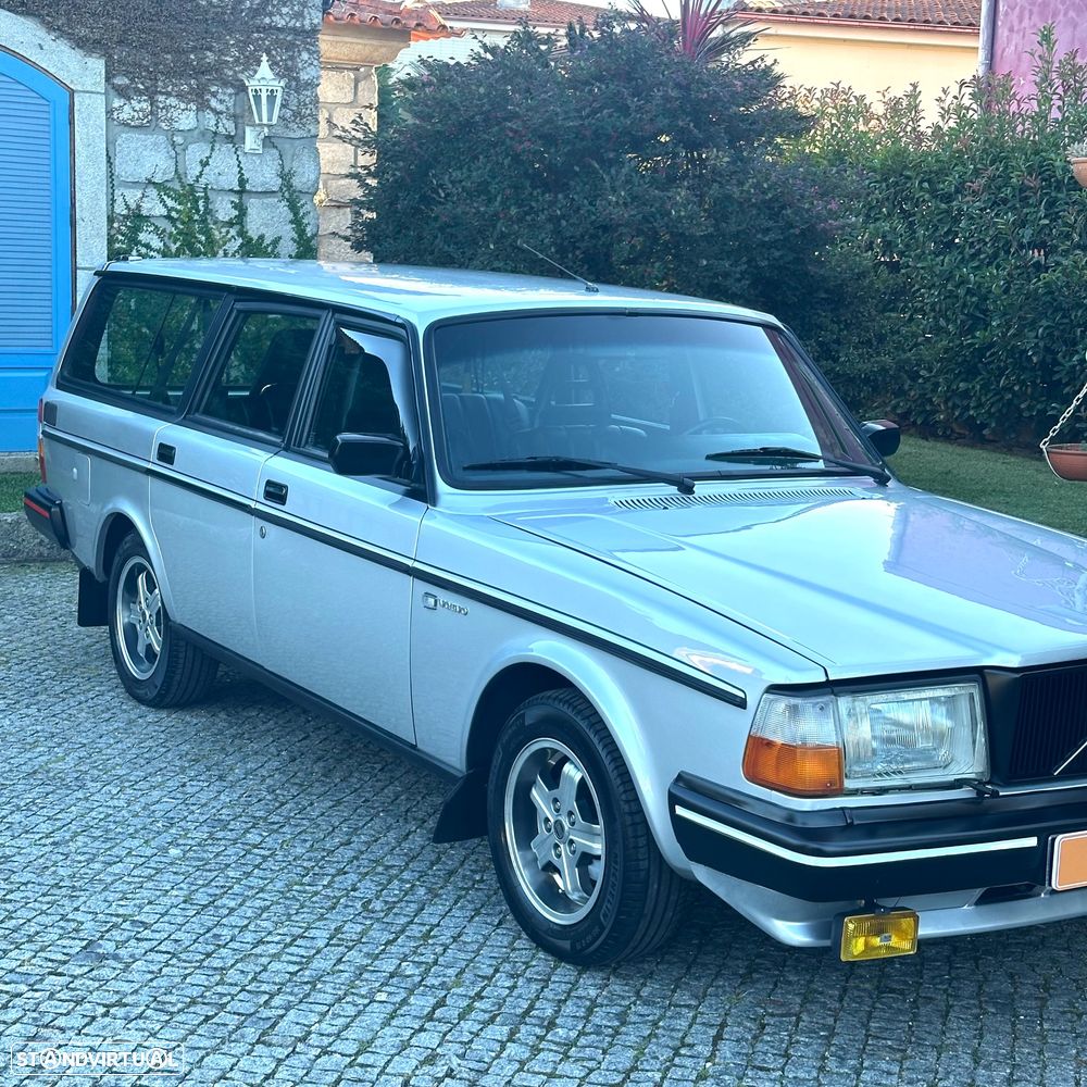 Volvo 245 - 4