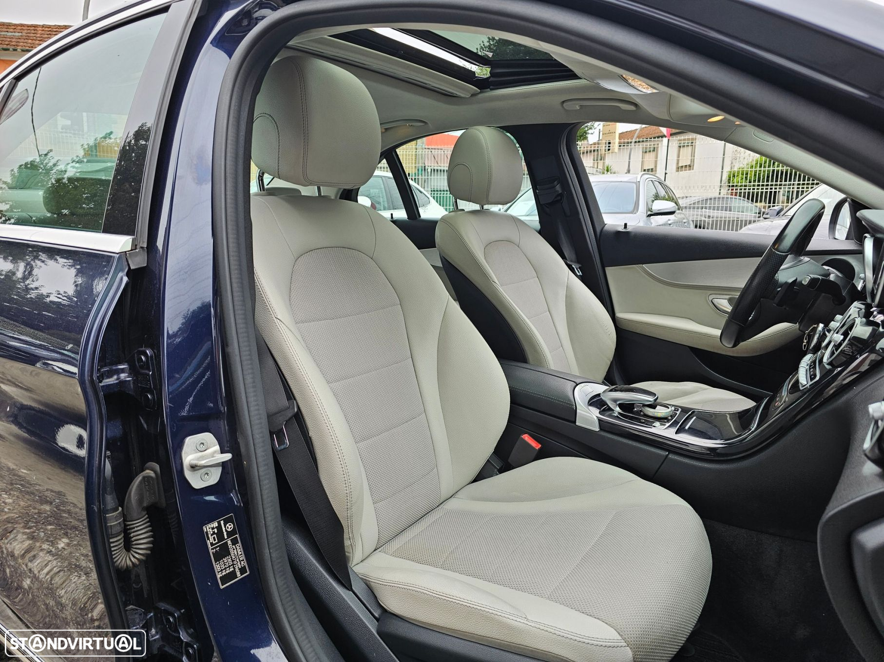 Mercedes-Benz C 350 e - 11