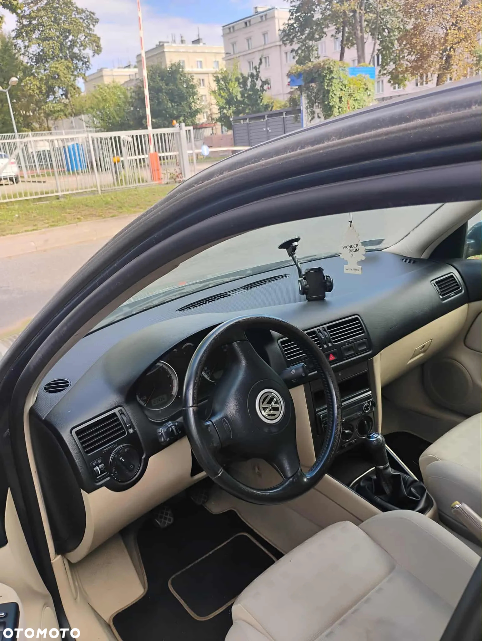 Volkswagen Bora Variant 2.0 - 11