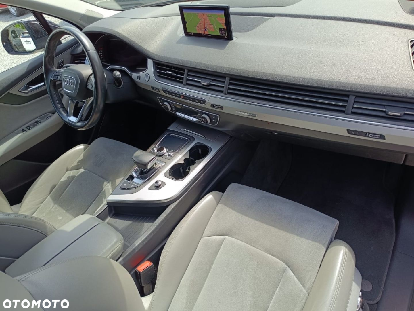Audi Q7 - 30