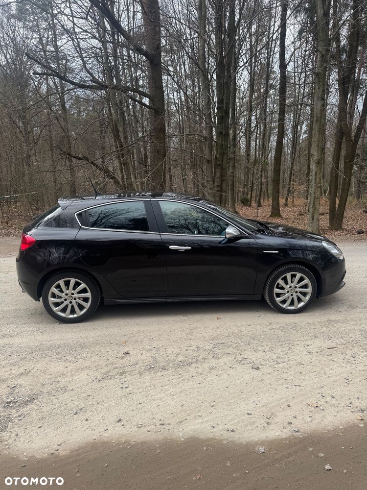 Alfa Romeo Giulietta 2.0 JTDM Exclusive - 7