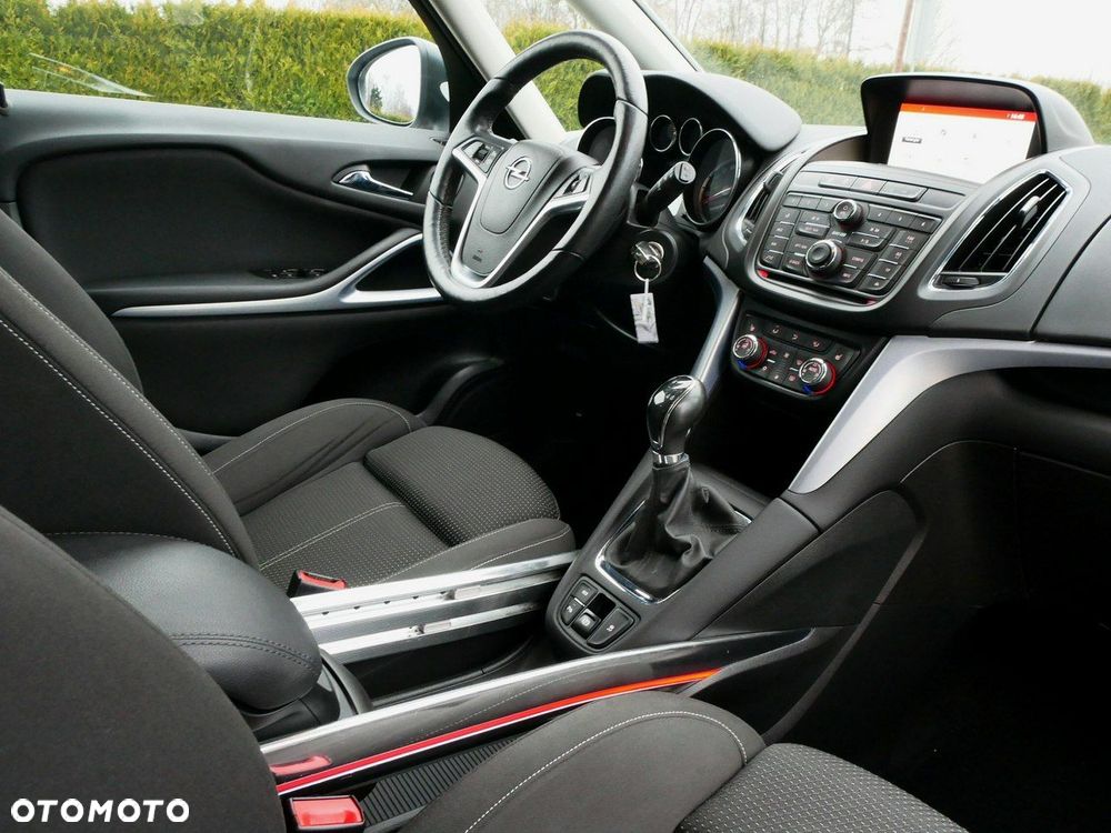 Opel Zafira - 20