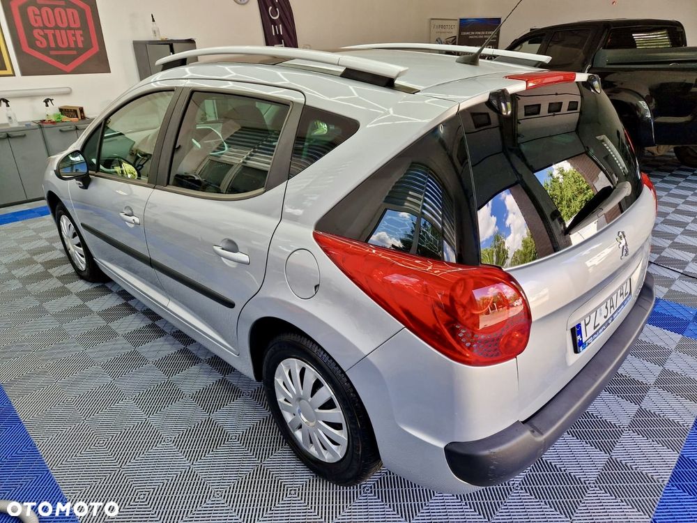 Peugeot 207 95 VTi Urban Style - 13