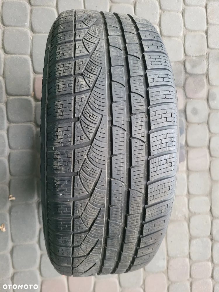 225/60R17 100H - Pirelli SotoZero Winter 210 Serie II
