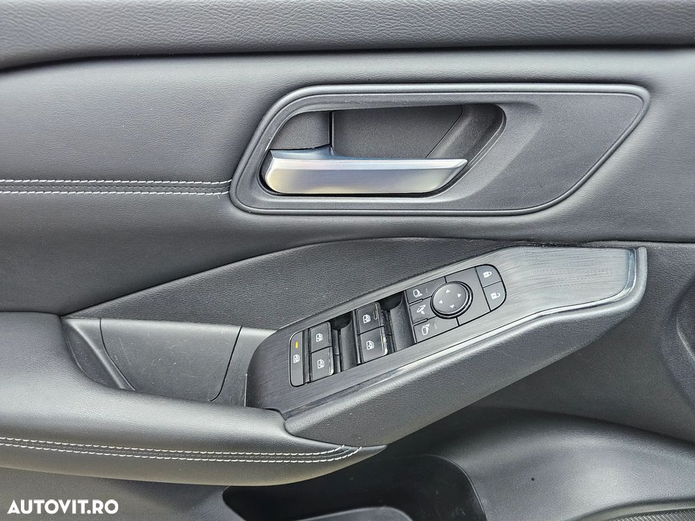 Nissan Qashqai 1.3 DIG-T MHEV Tekna - 24