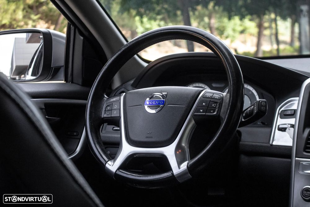 Volvo XC 60 2.0 D3 Drive - 34
