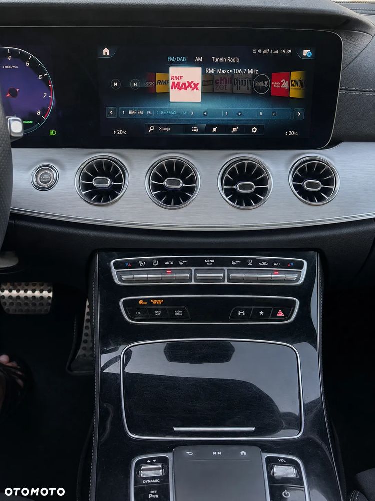 Mercedes-Benz Klasa E - 10