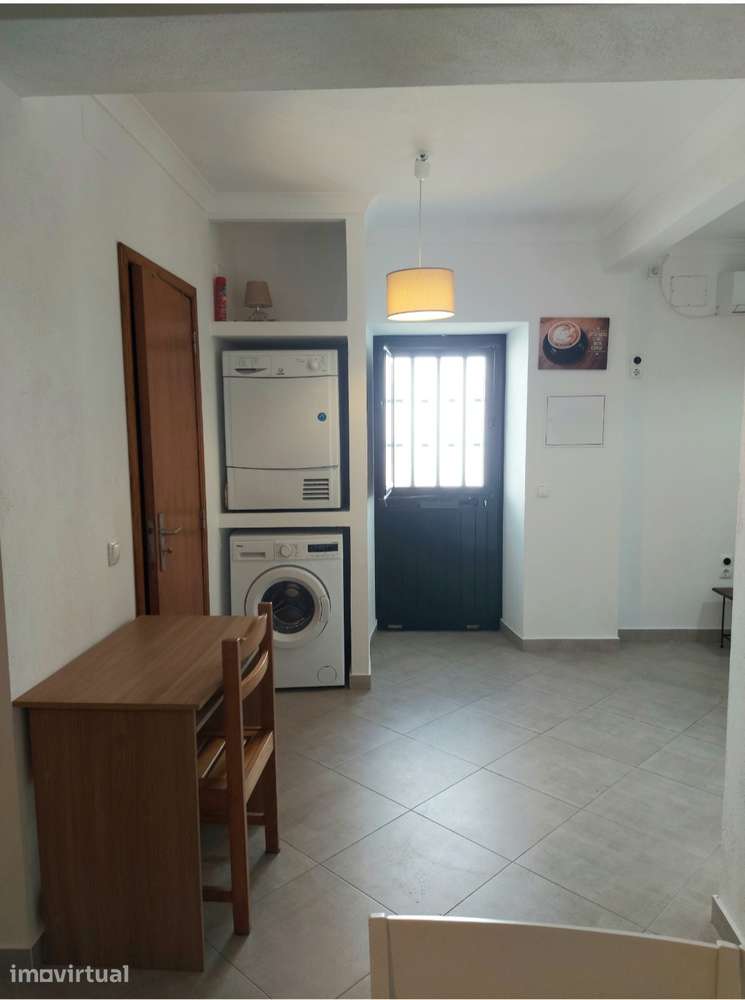 Moradia Geminada T1 + 1 - Vila de Frades - Grande imagem: 3/16