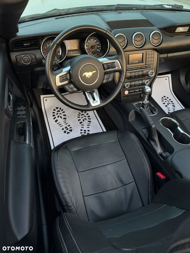 Ford Mustang 3.7 V6 - 11