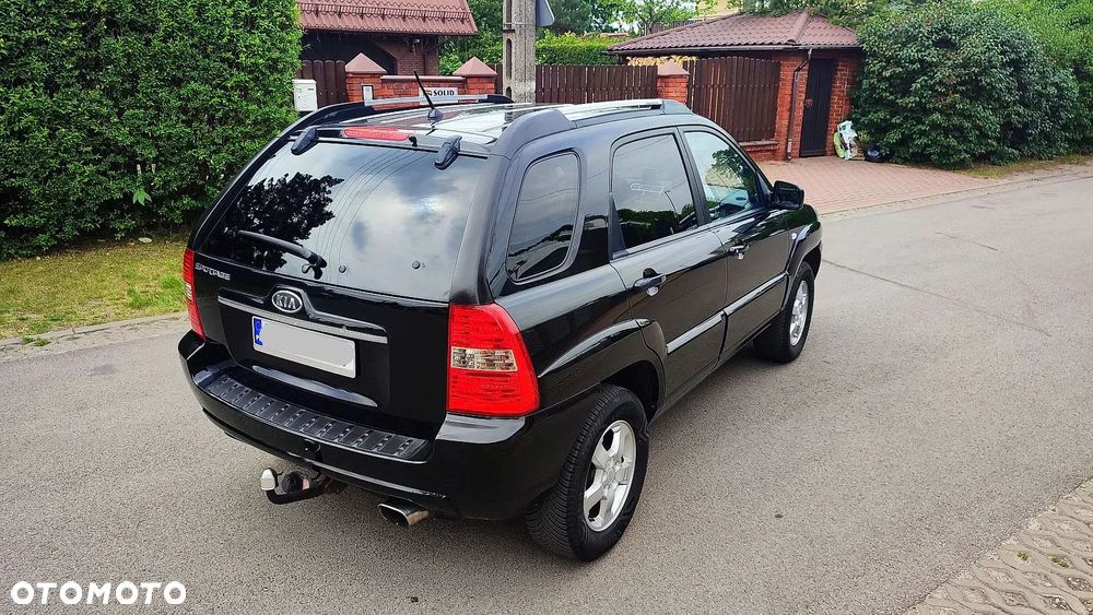 Kia Sportage 2.0 Freedom + - 33