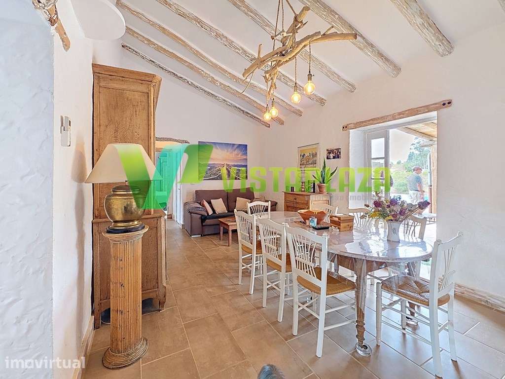 Moradia T3 com Piscina Totalmente Reabilitada, Loule - Alte - Algarve
