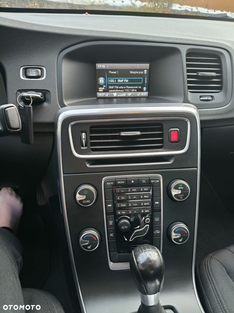 Volvo S60 - 13