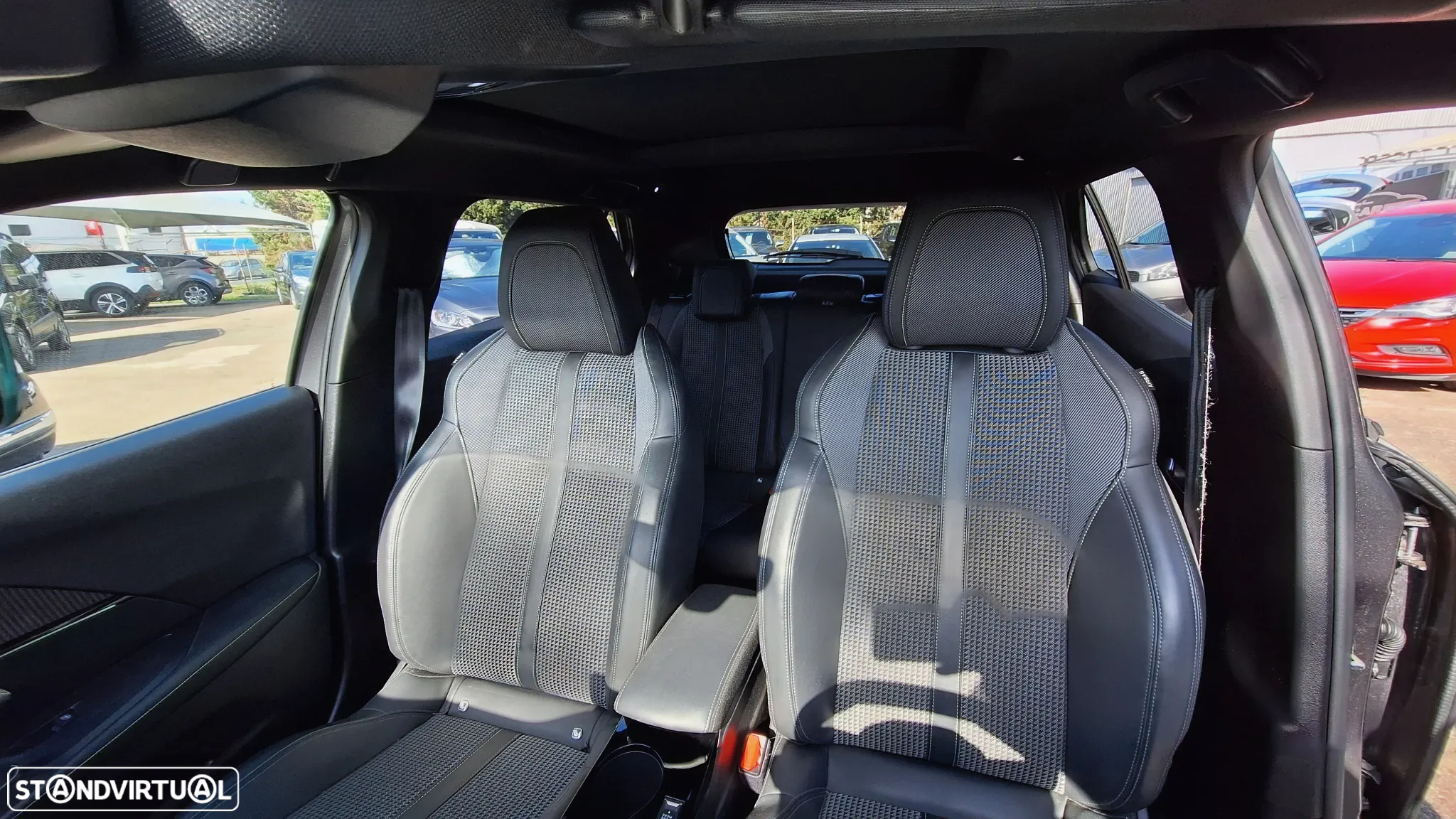 Peugeot 2008 1.5 BlueHDi GT Line - 19