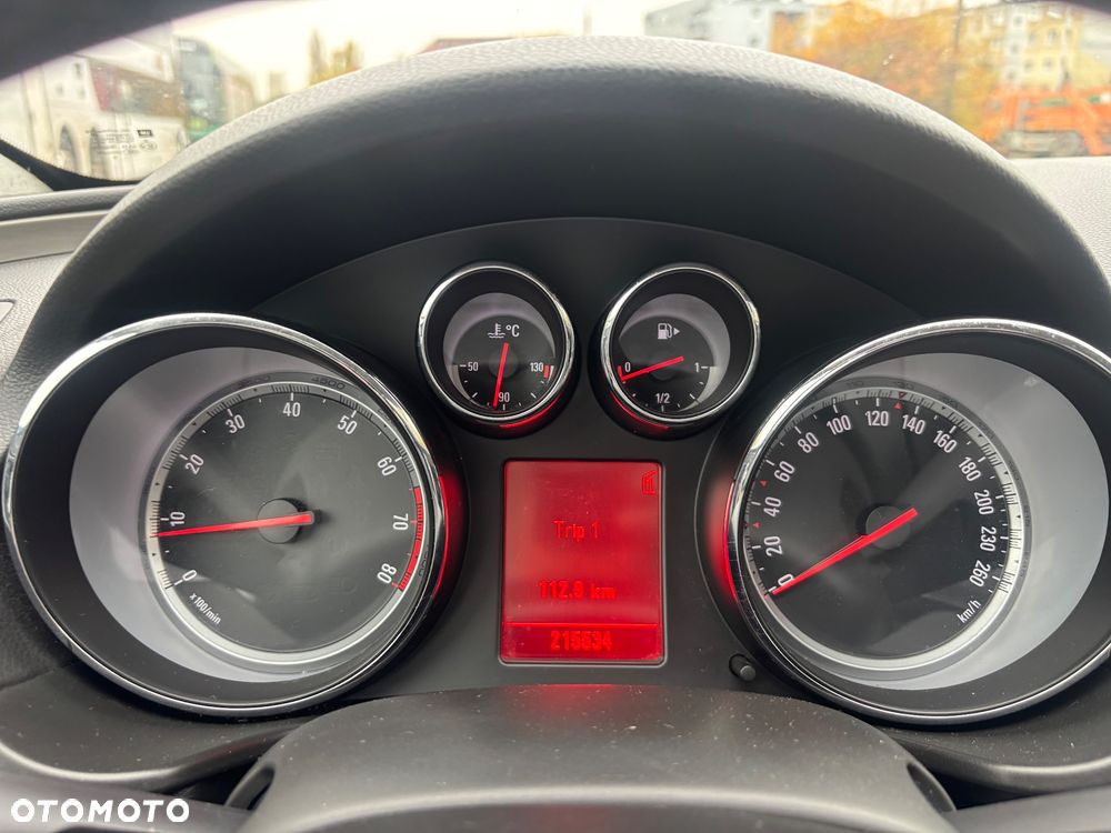 Opel Insignia 1.6 - 28