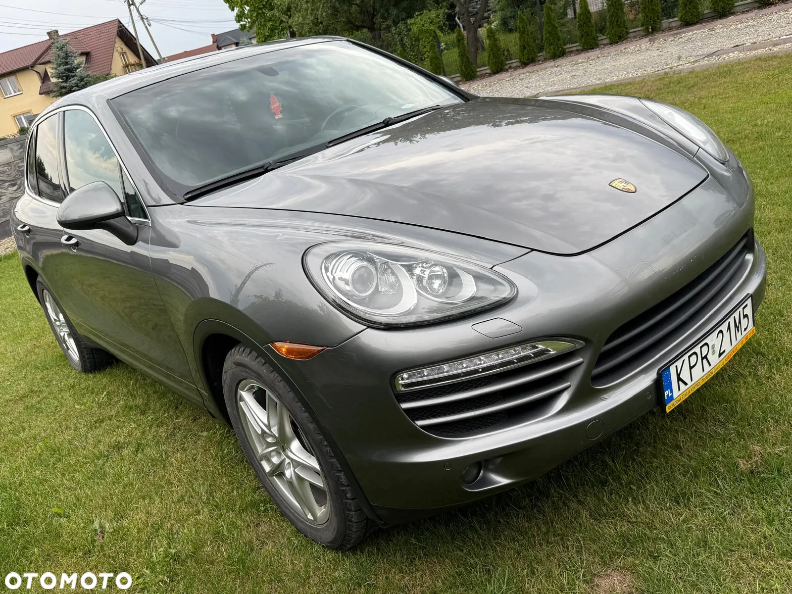 Porsche Cayenne Standard - 2