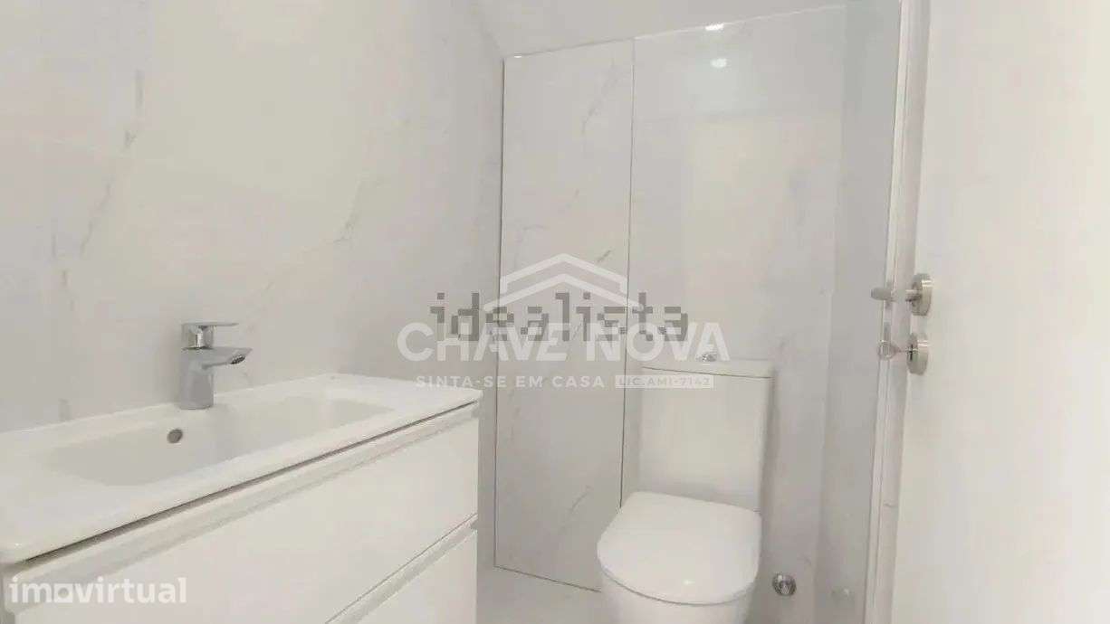 Moradia T3 em São Felix da Marinha, a 3km da praia! - Grande imagem: 4/11