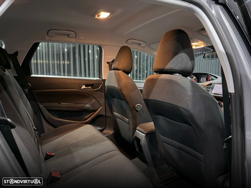 Peugeot 308 1.2 PureTech Active Pack - 29