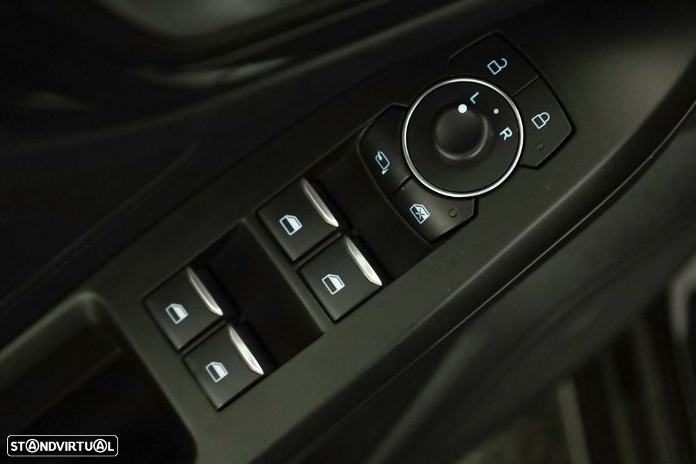 Ford Focus 1.0 EcoBoost MHEV ST-Line X - 20