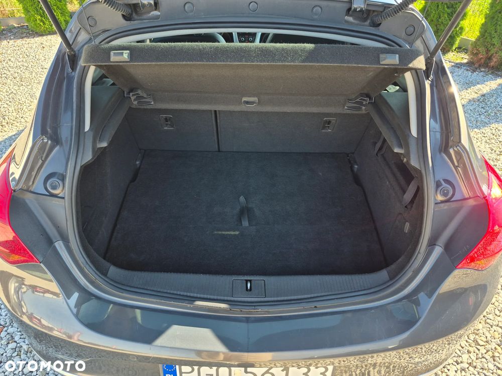 Opel Astra - 36