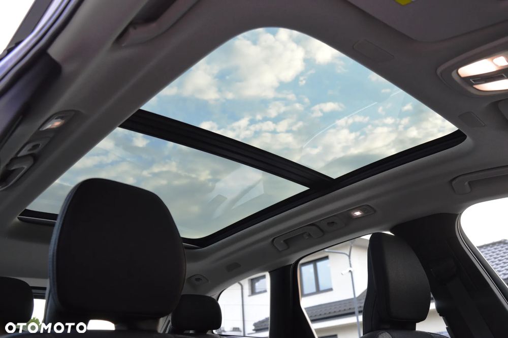 Volvo XC 60 T6 AWD Plug-in Hybrid Ultra Dark - 19