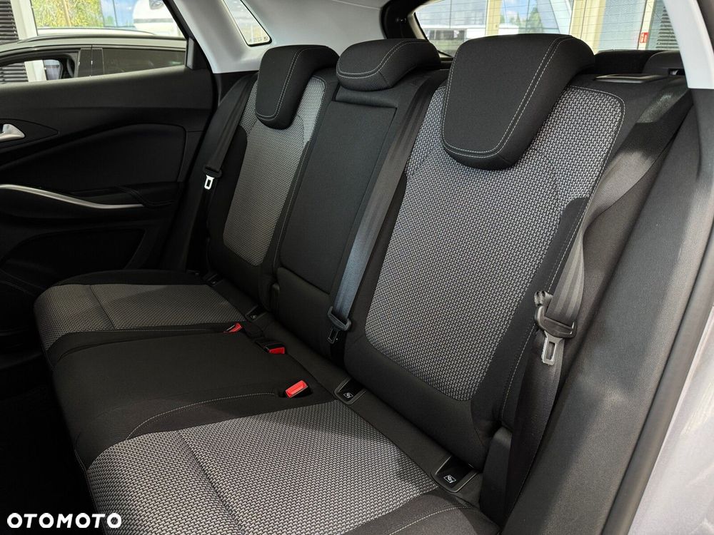 Opel Grandland 1.2 T Business Edition S&S - 13