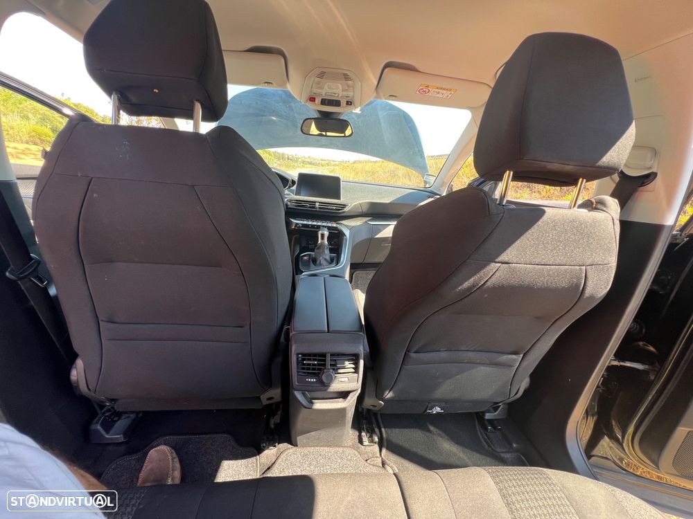 Peugeot 3008 1.5 BlueHDi Active - 11