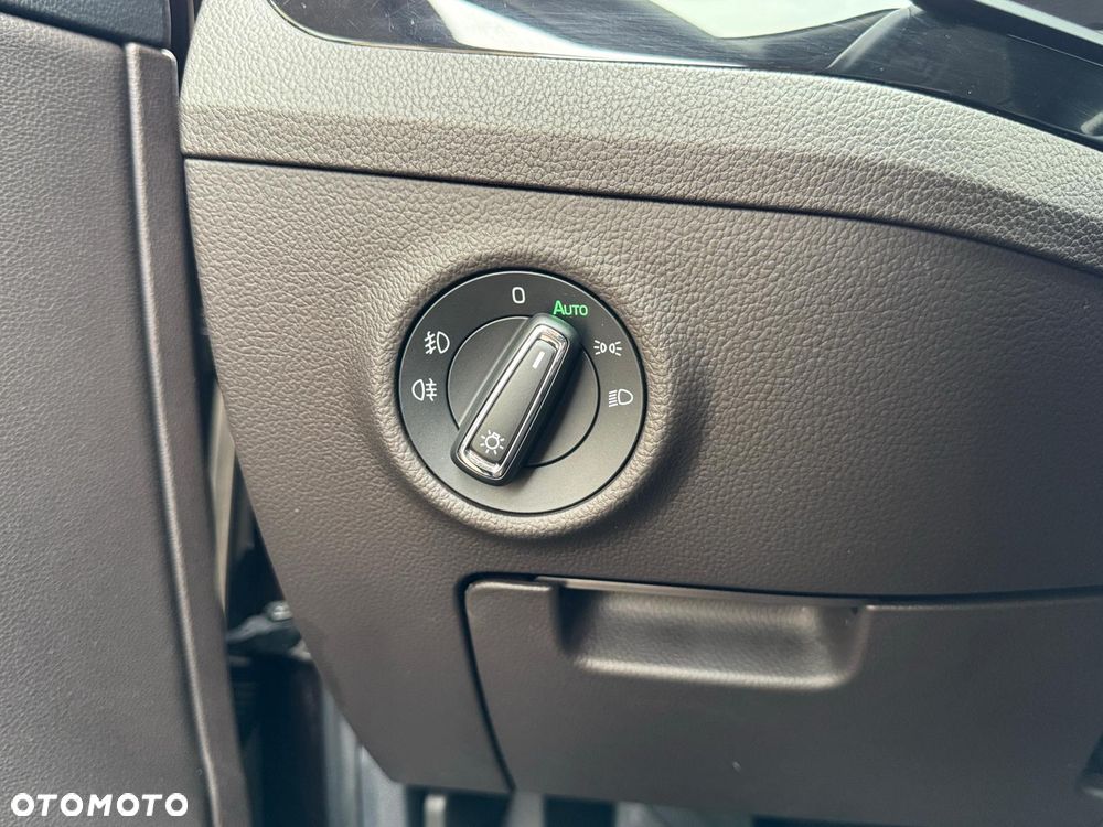 Skoda Superb 2.0 TDI 4x4 DSG L&K - 29