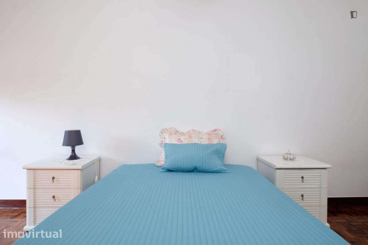 Quarto - localizado em Bairro do Sol Coimbra - Grande imagem: 4/29