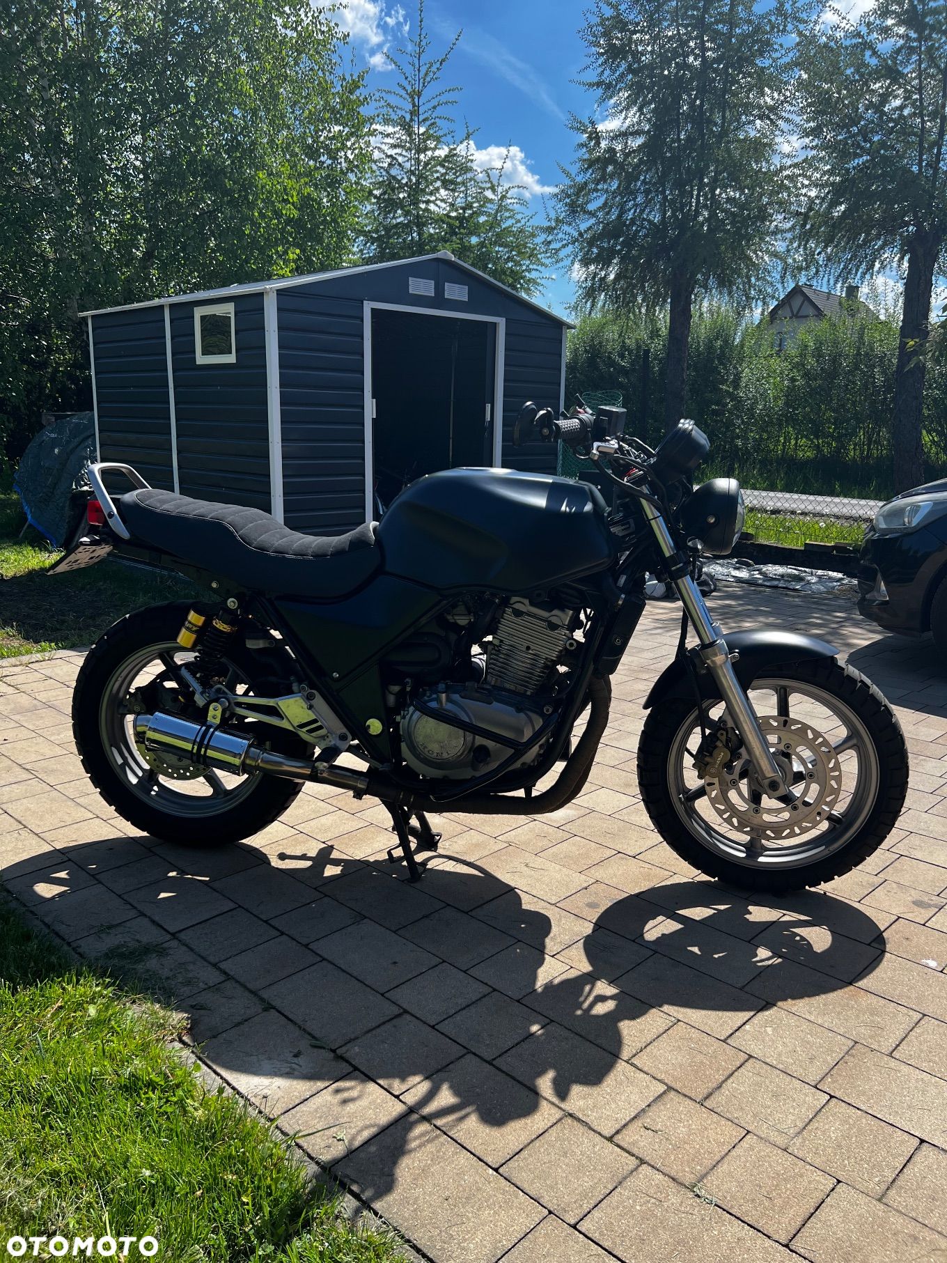 Honda CB - 1