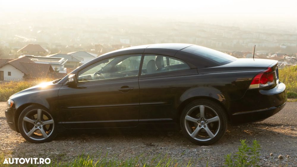 Volvo C70 2.0D Momentum - 37
