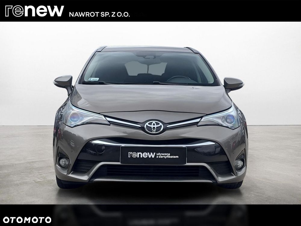 Toyota Avensis - 8