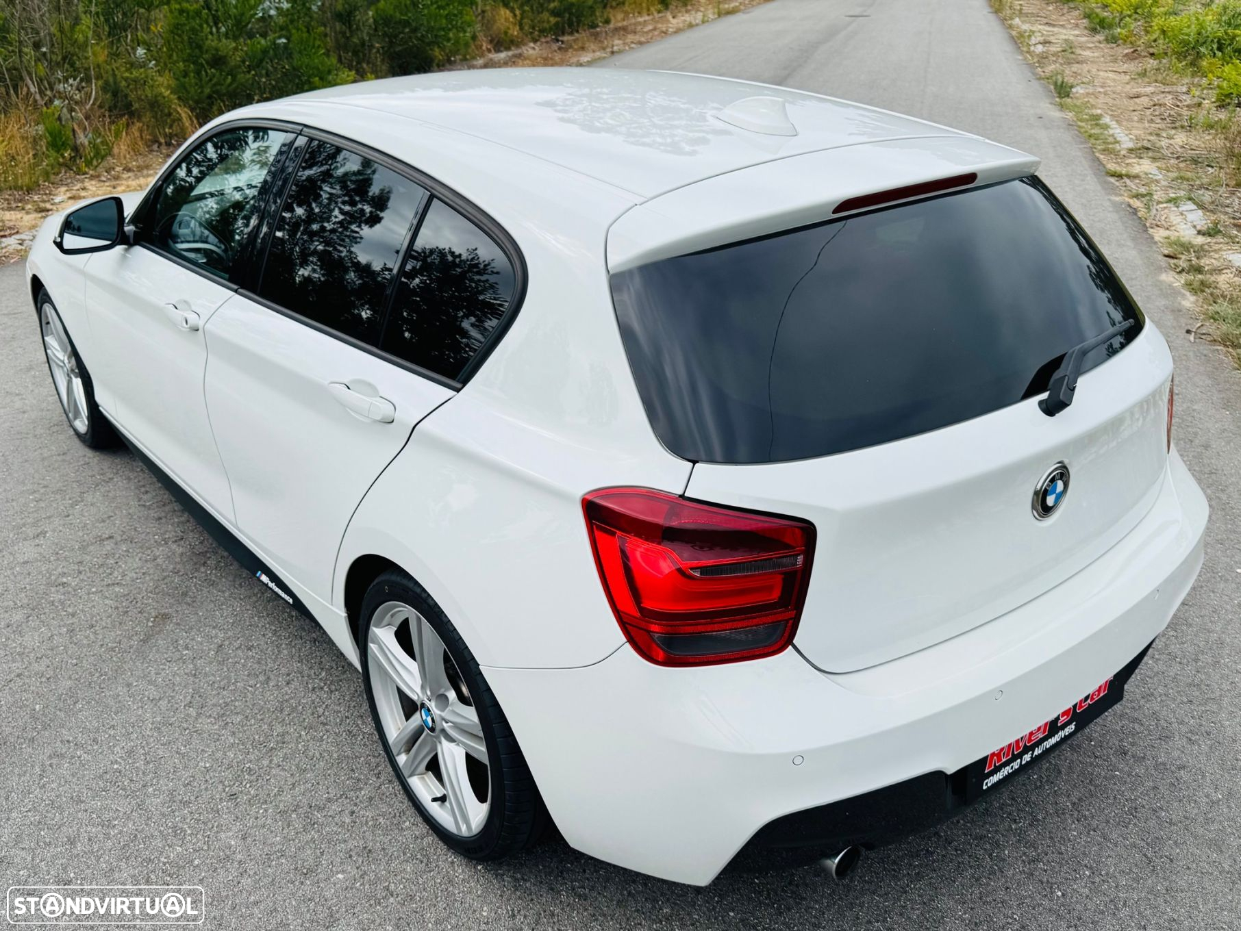 BMW 118 d Pack M - 9