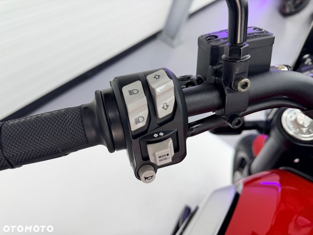 Ducati Scrambler - 20