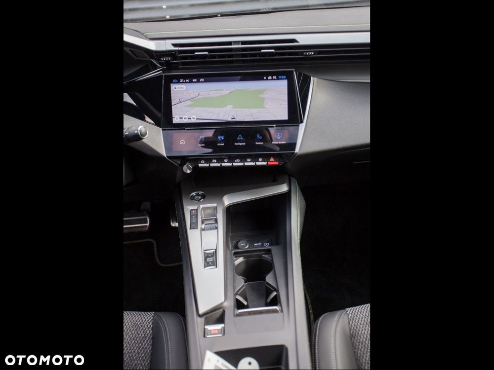 Peugeot 408 1.6 Plug-In Hybrid 225 Allure EAT8 - 40