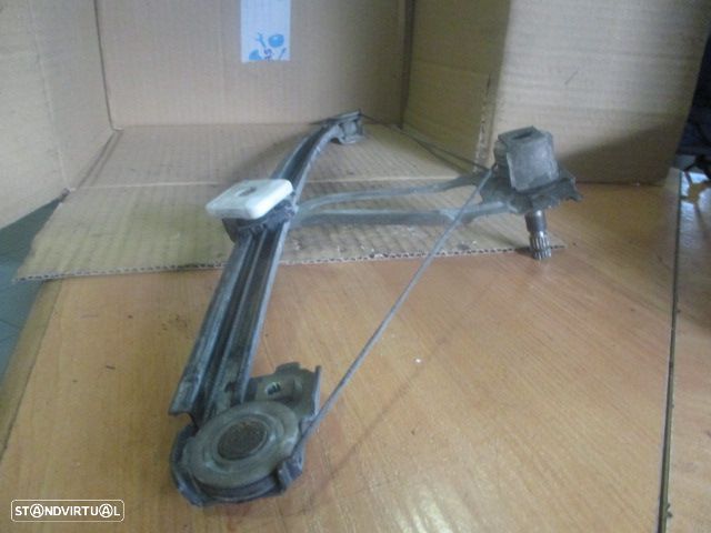 Elevador Manual ELEVM592 MERCEDES W124 1989 4P TE - 2