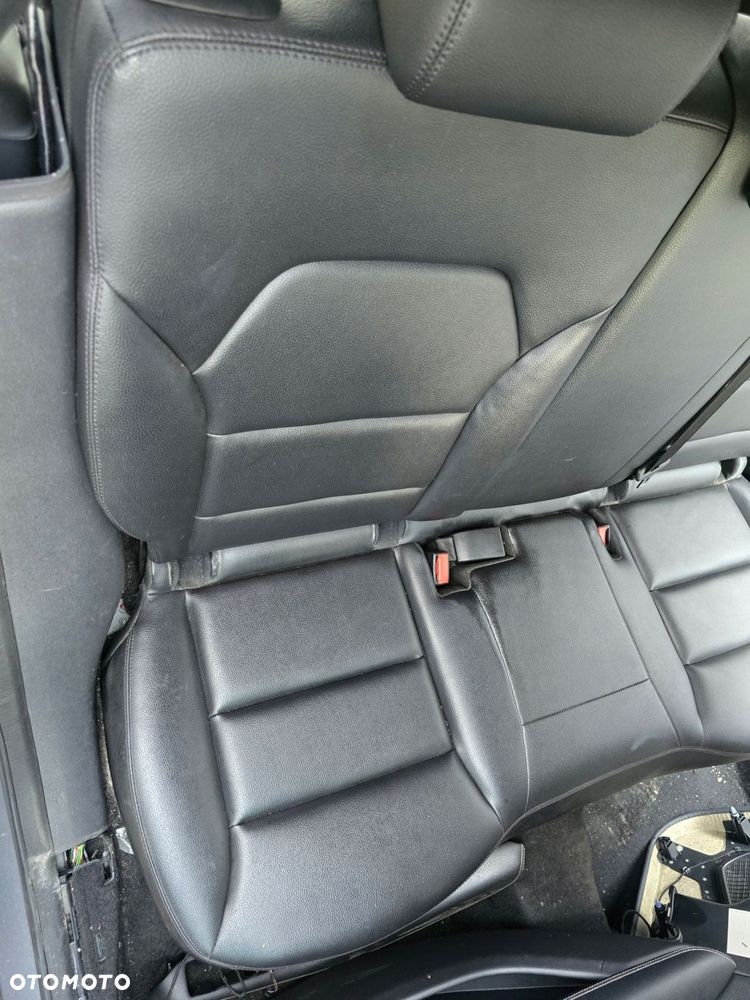 MERCEDES B W246 FOTELE KANAPA TUNEL CZARNA SKÓRA - 13