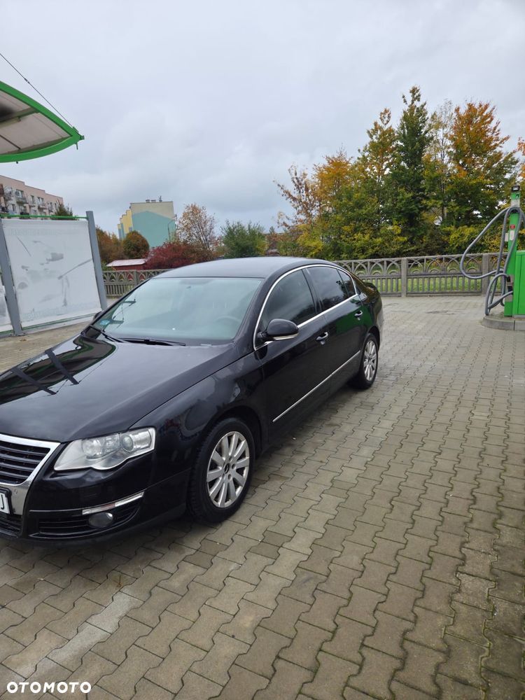 Volkswagen Passat 2.0 TDI DPF Comfortline - 15