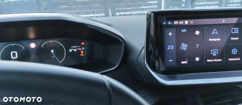 Peugeot 2008 PureTech 100 Allure - 10