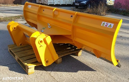 New Holland LB 115 - 4