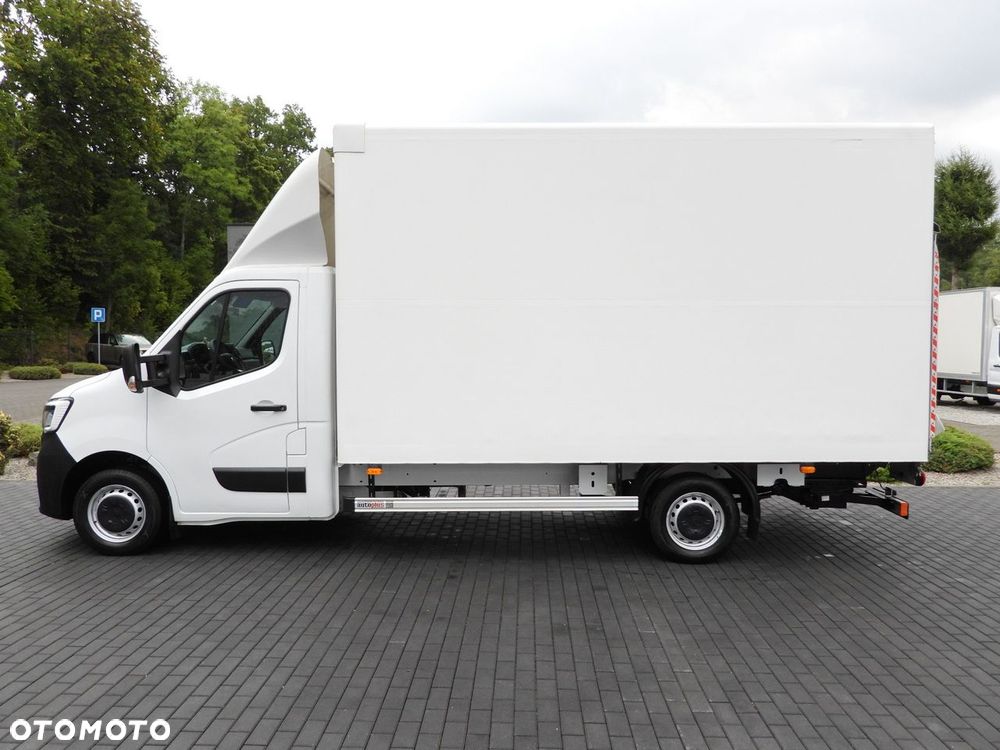 Renault MASTER KONTENER WINDA 8 PALET TEMPOMAT LEDY KLIMATYZACJA  145KM - 10