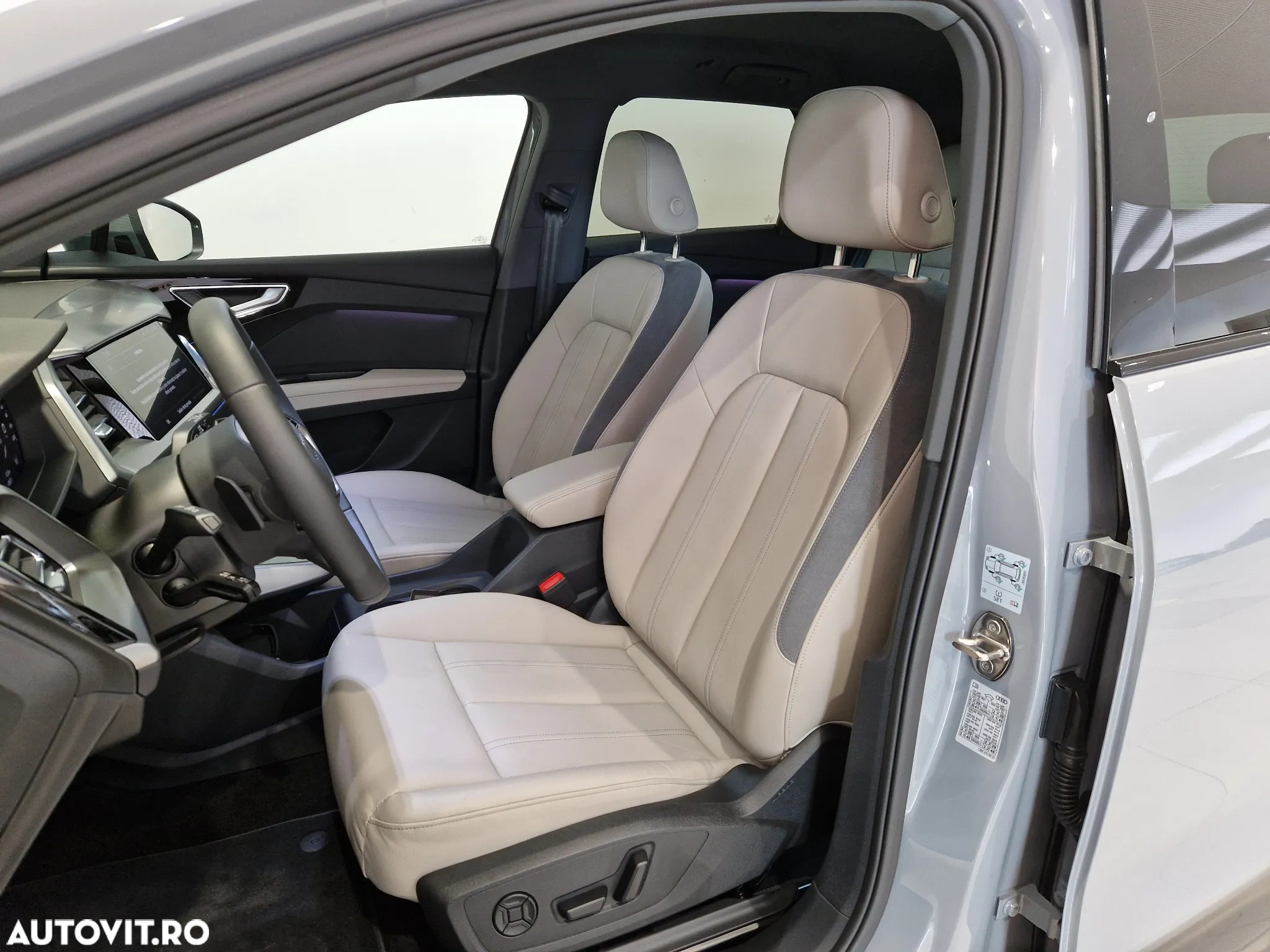 Audi Q4 e-tron 45 quattro - 9