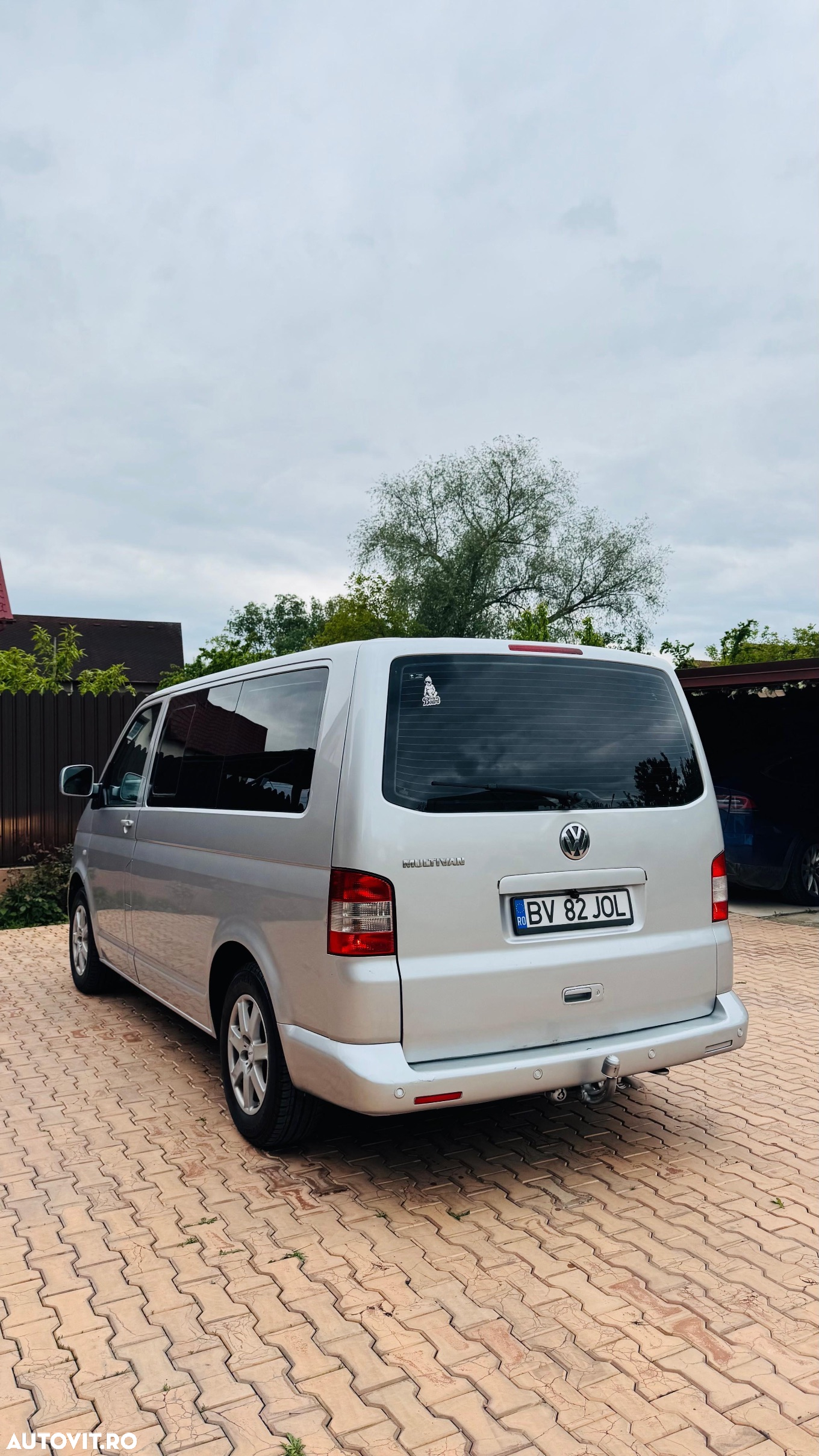 Volkswagen Multivan - 16