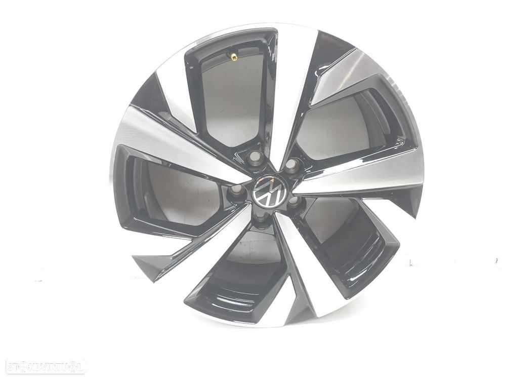 PNEU VOLKSWAGEN TAIGO CS1 - 1