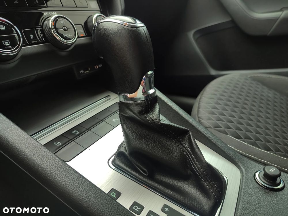 Skoda Octavia Combi 2.0 TDI DSG Drive - 21