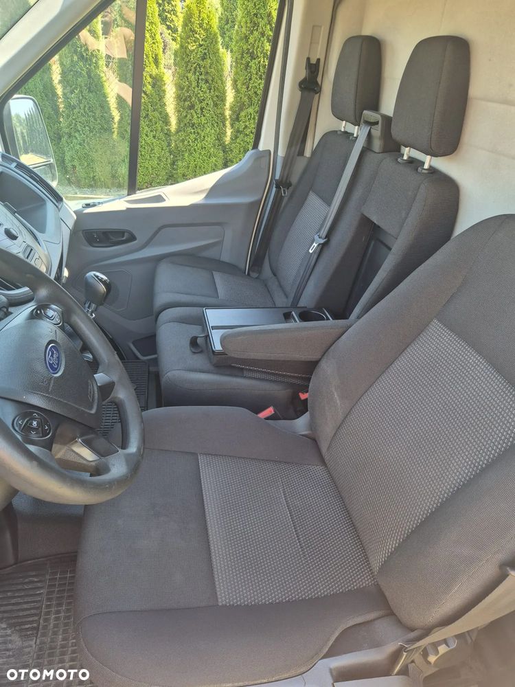 Ford Transit - 19
