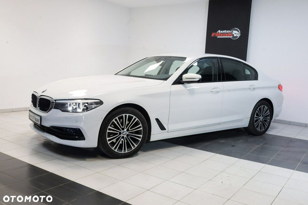 BMW Seria 5 520d xDrive Sport Line sport - 3