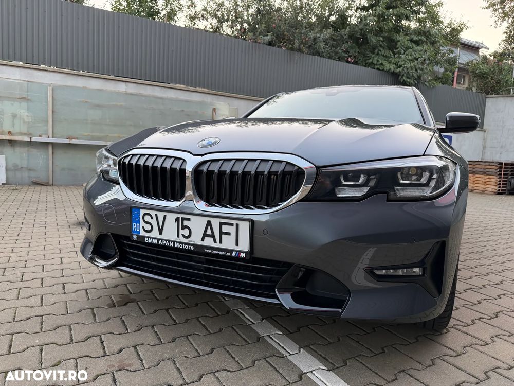 BMW Seria 3 330i Aut. Sport Line - 8