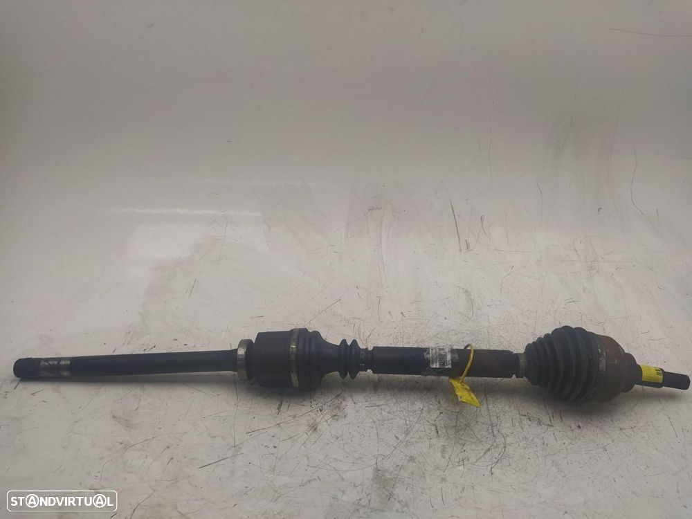 TRANSMISSÃO FRENTE DIREITA RENAULT LAGUNA - 1