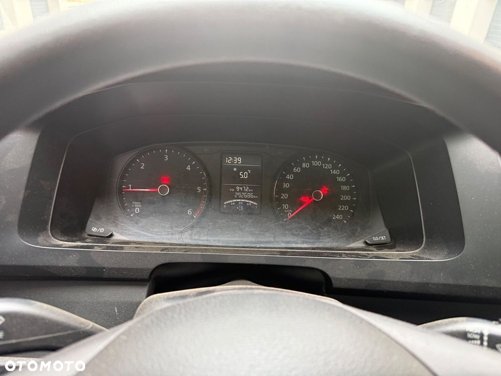 Volkswagen Transporter - 8