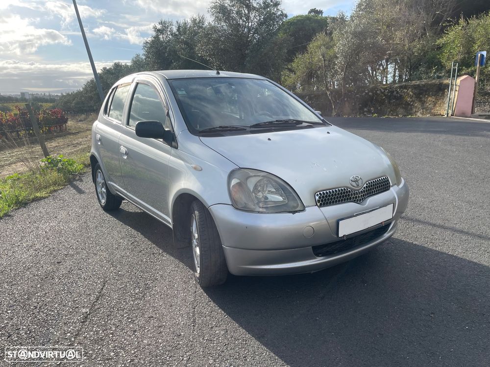 Toyota Yaris 1.4 D-4D Sol - 2